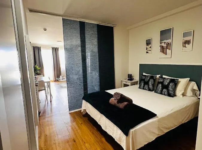 Las Vistas Sea View Apartment Terraza & Playa 3 Min *